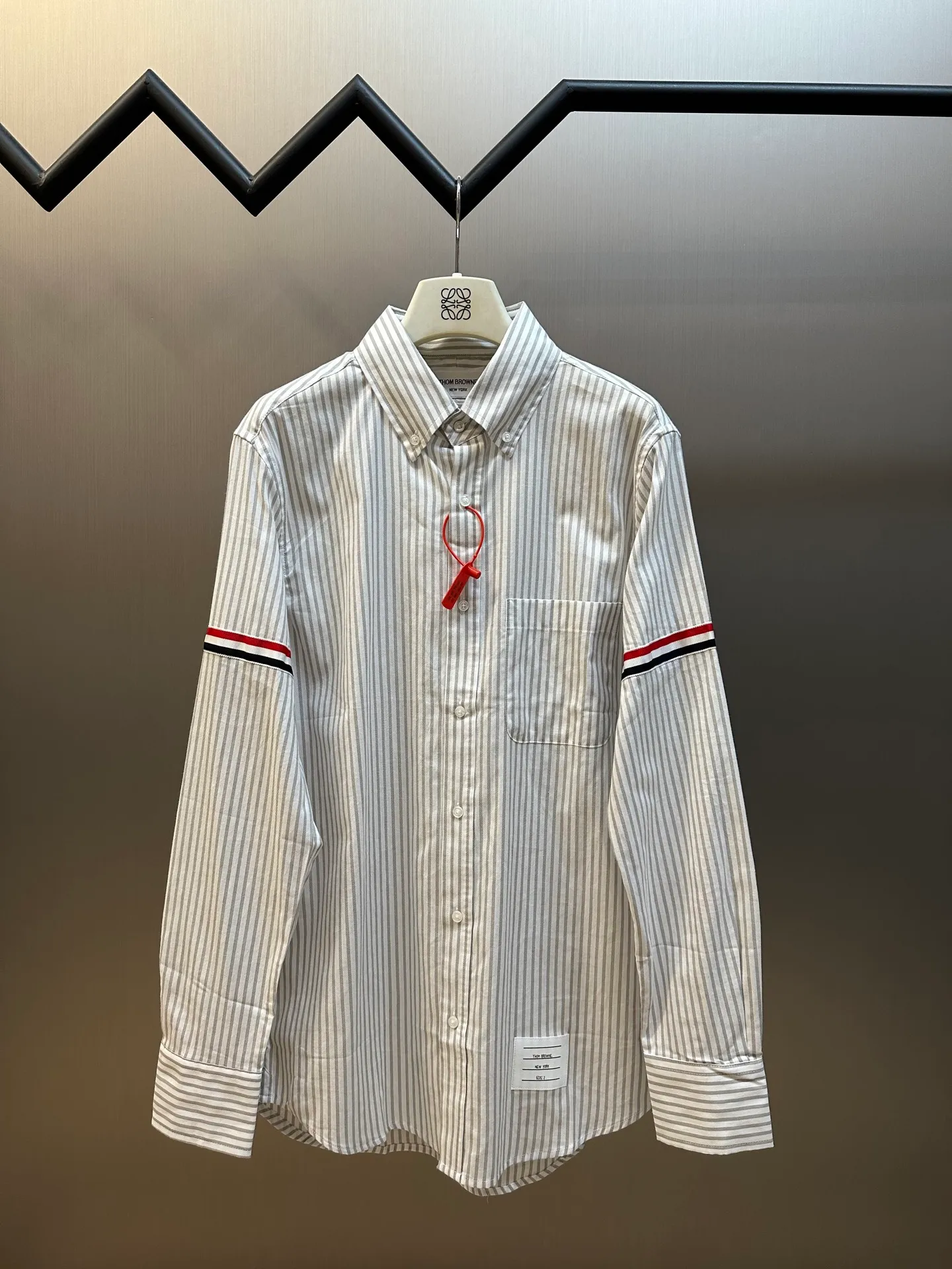 THOM BROWNE ， Dark Gray Classic ， ，TB ， ， ， 。 ， ， ， ， 。 size：1.2.3.4